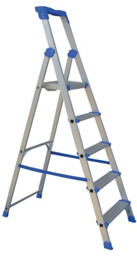 Σκάλα με Πλατύ Σκαλοπάτι 10cm